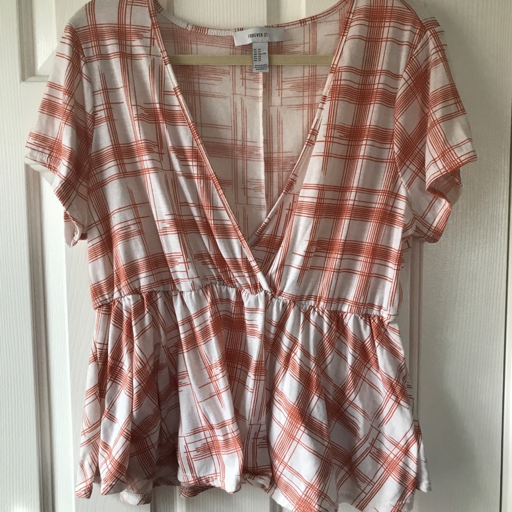 Plus Size Plaid Top! Never been worn!